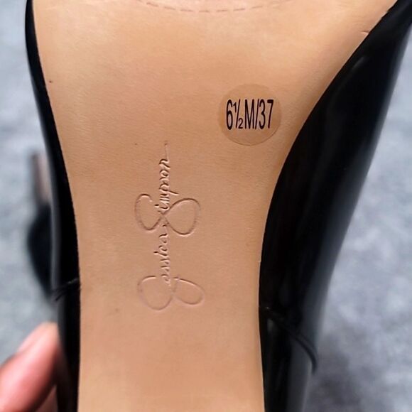 Jessica Simpson Black Patent Leather Pointed Toe Booties Size 6.5M NWOT - Picture 8 of 8